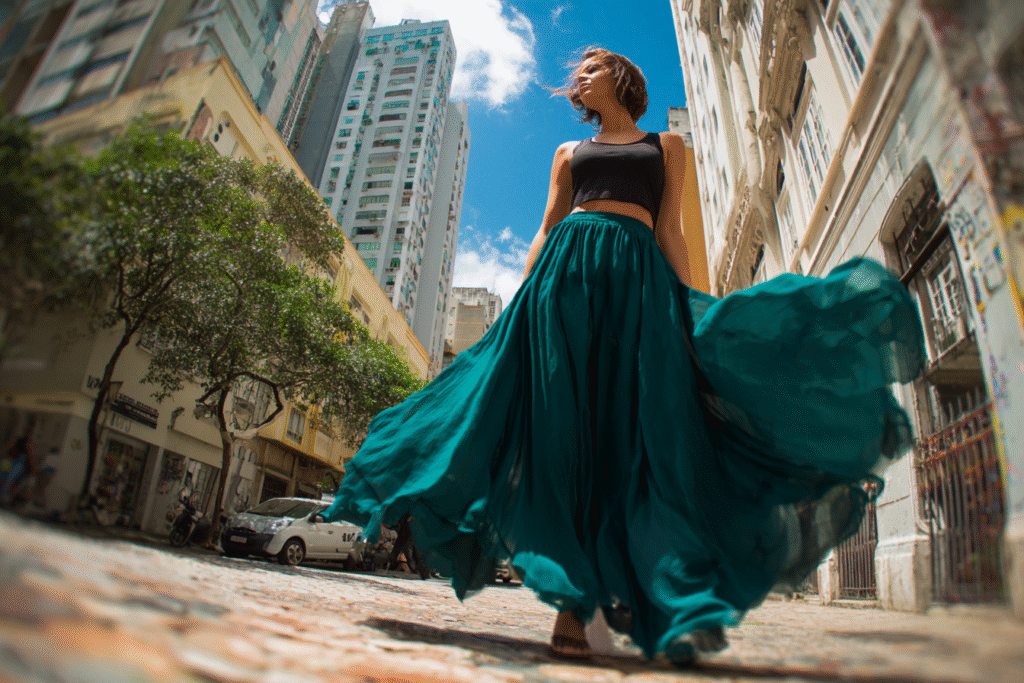Como Apostar no Look Perfeito com Saia Longa